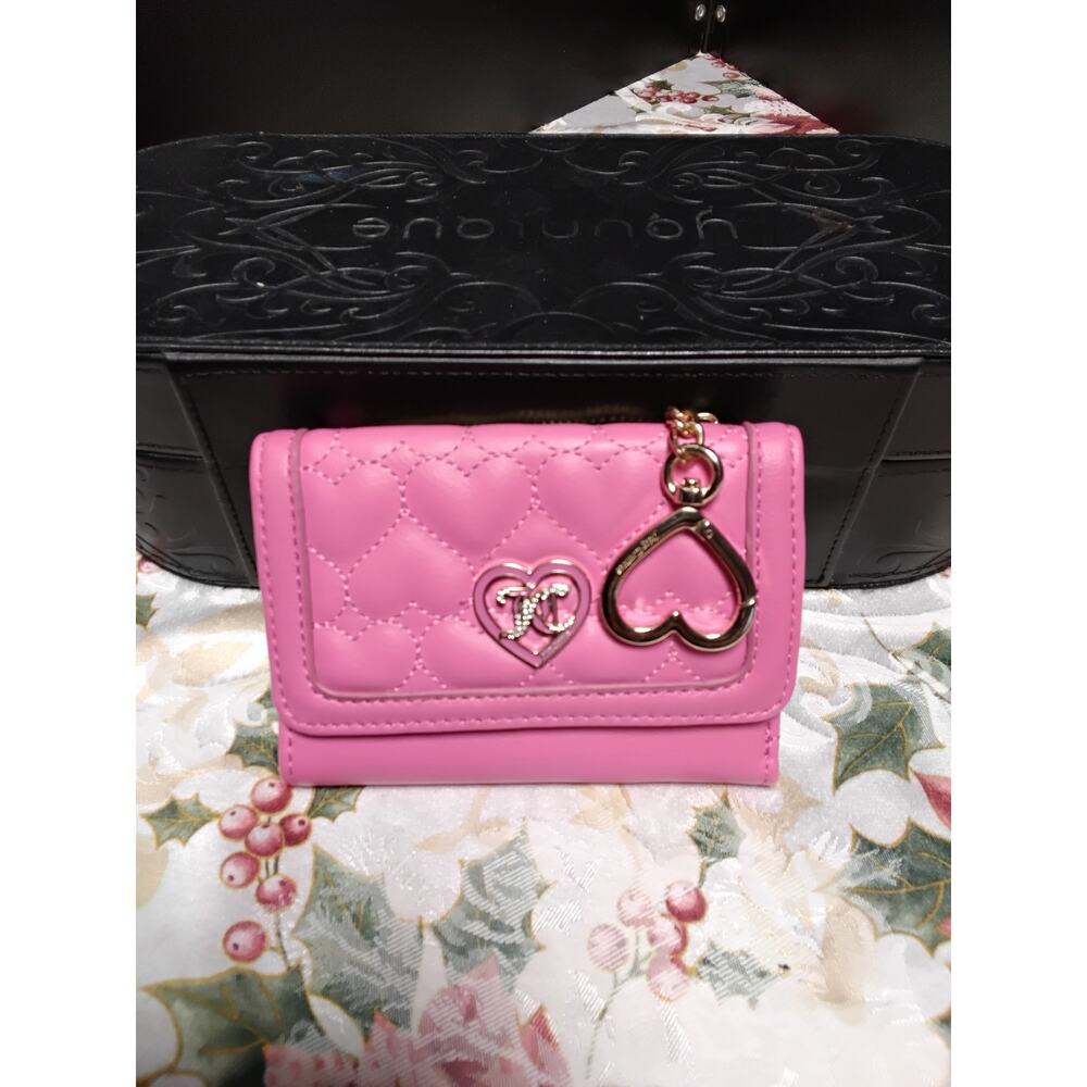 Juicy Couture Bubble Gum Pink Wallet heart front with Rhinestones with key fob